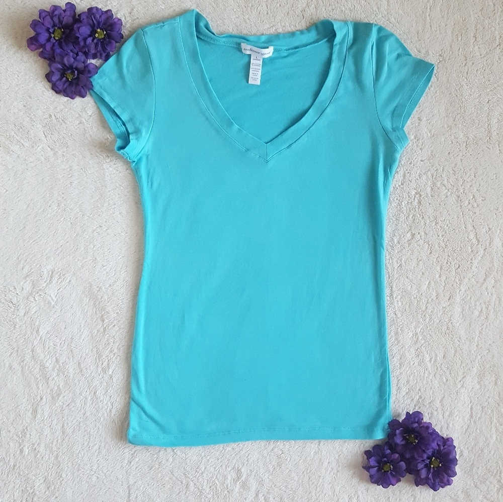 Cute Blue V Neck Top